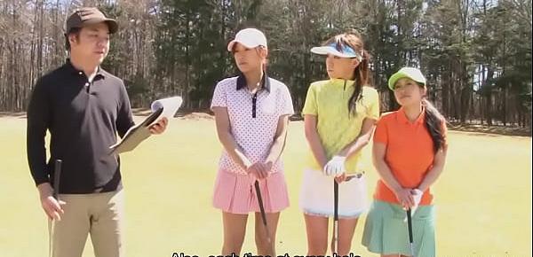  Asian golf game turns into a toy session